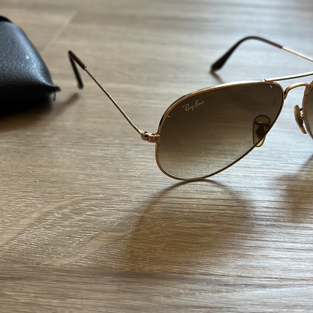 Rayban Aviators - Picture 2 of 3